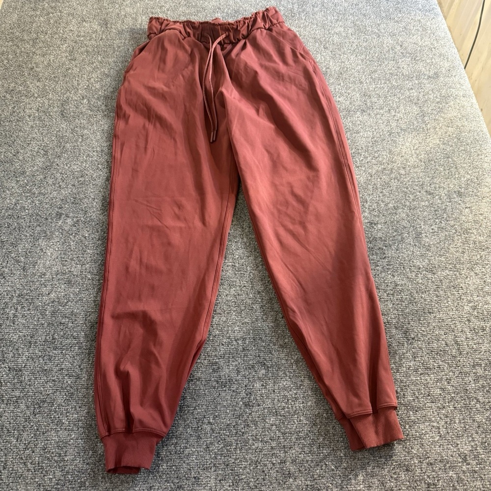 Lululemon Jogger Pants Womens 6 Red High Rise Relaxed Athleisure‎
